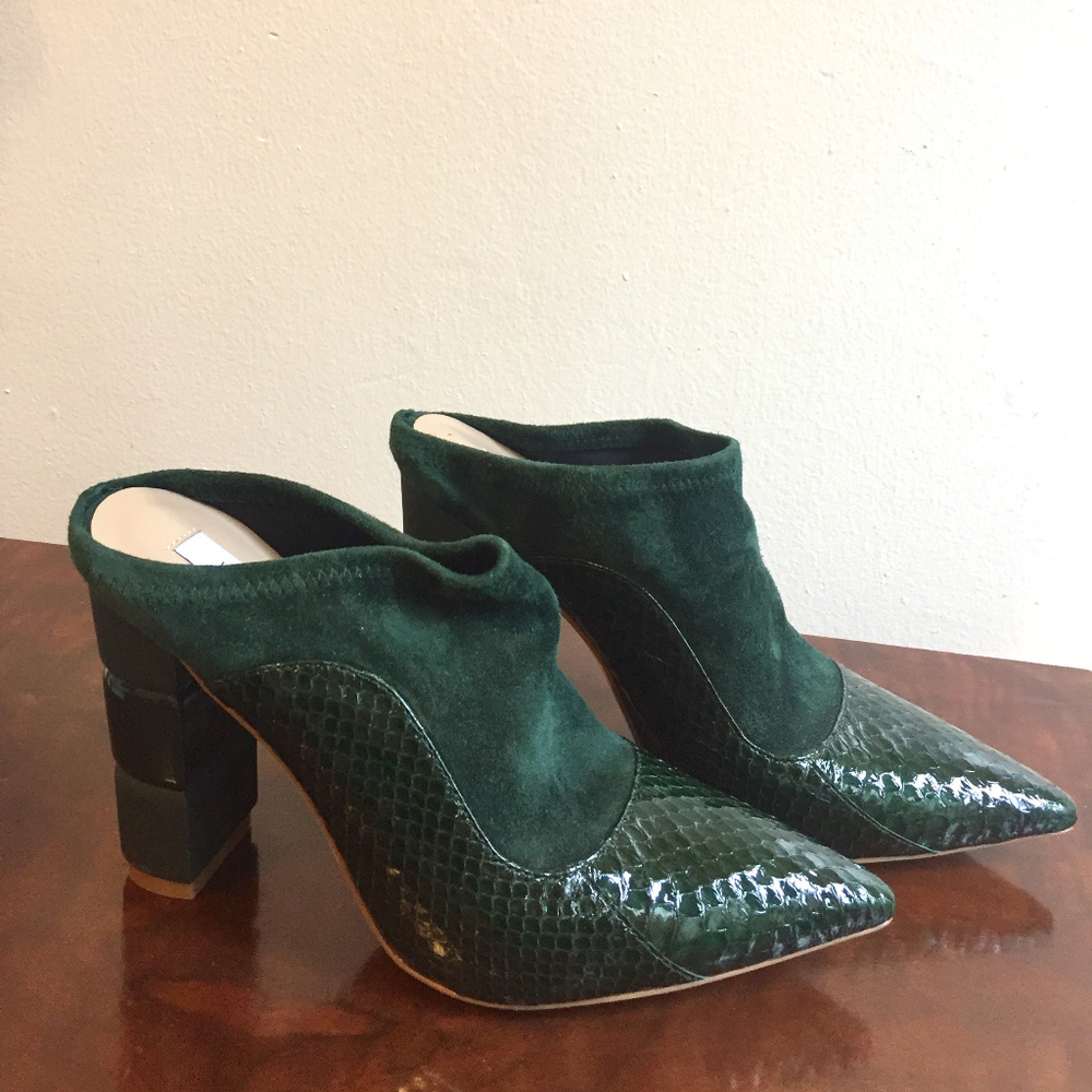 William Fan Emerald Green Heeled Mules Size 8 NW